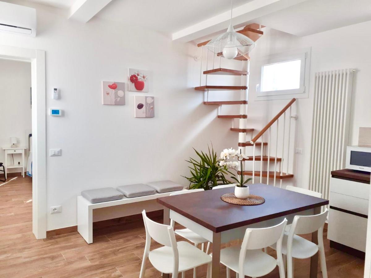 Casa Vacanze Con Vista Mare E Giardino - Amanecer Marzocca Zewnętrze zdjęcie