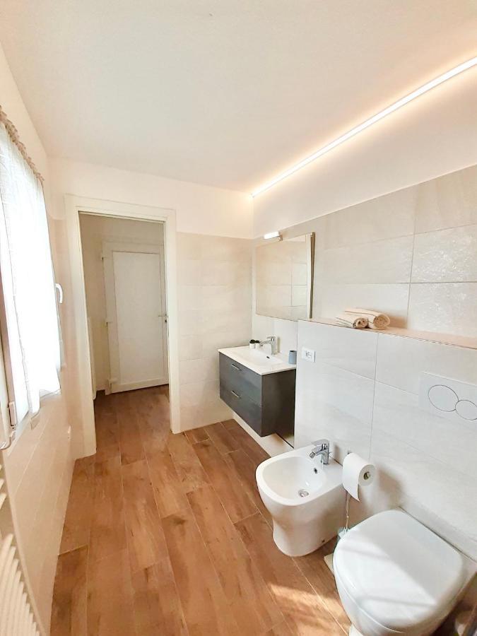 Casa Vacanze Con Vista Mare E Giardino - Amanecer Marzocca Zewnętrze zdjęcie