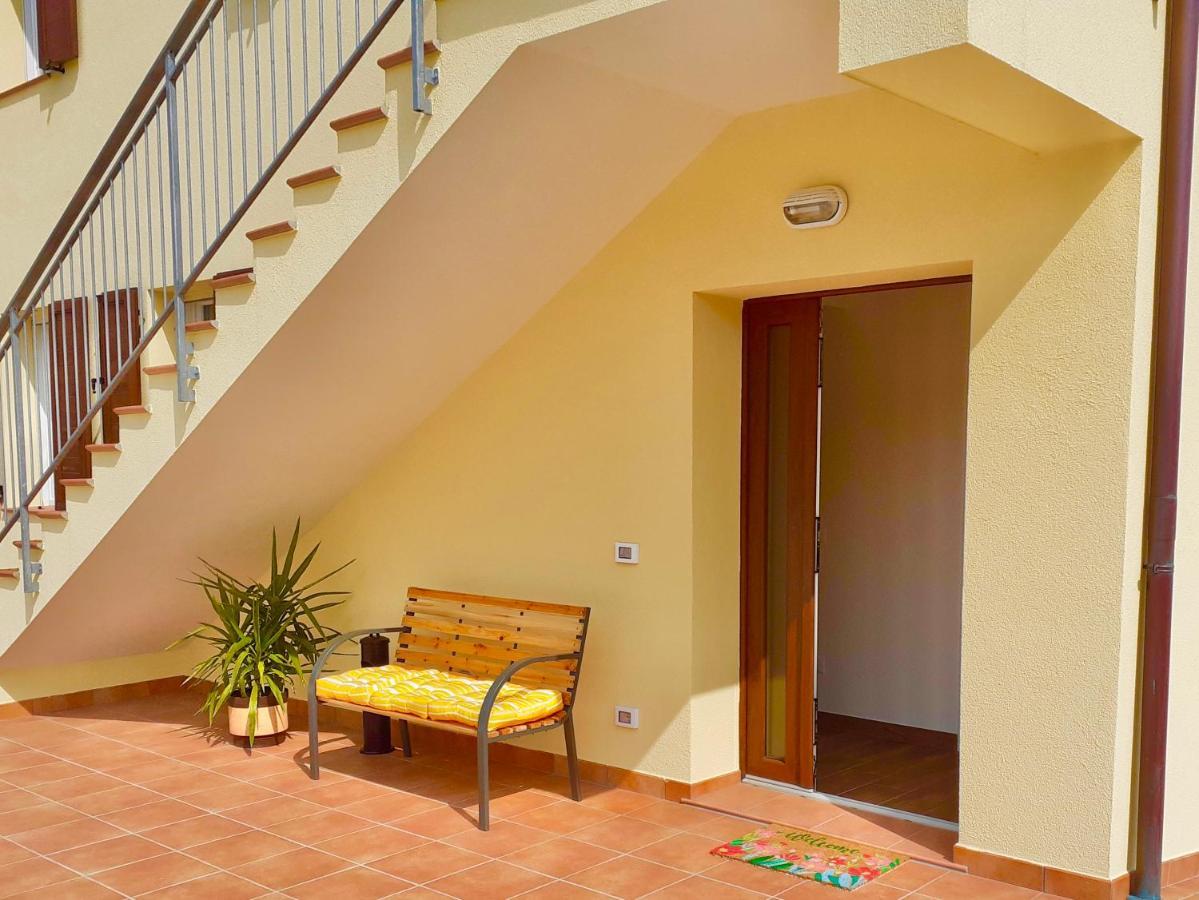 Casa Vacanze Con Vista Mare E Giardino - Amanecer Marzocca Zewnętrze zdjęcie